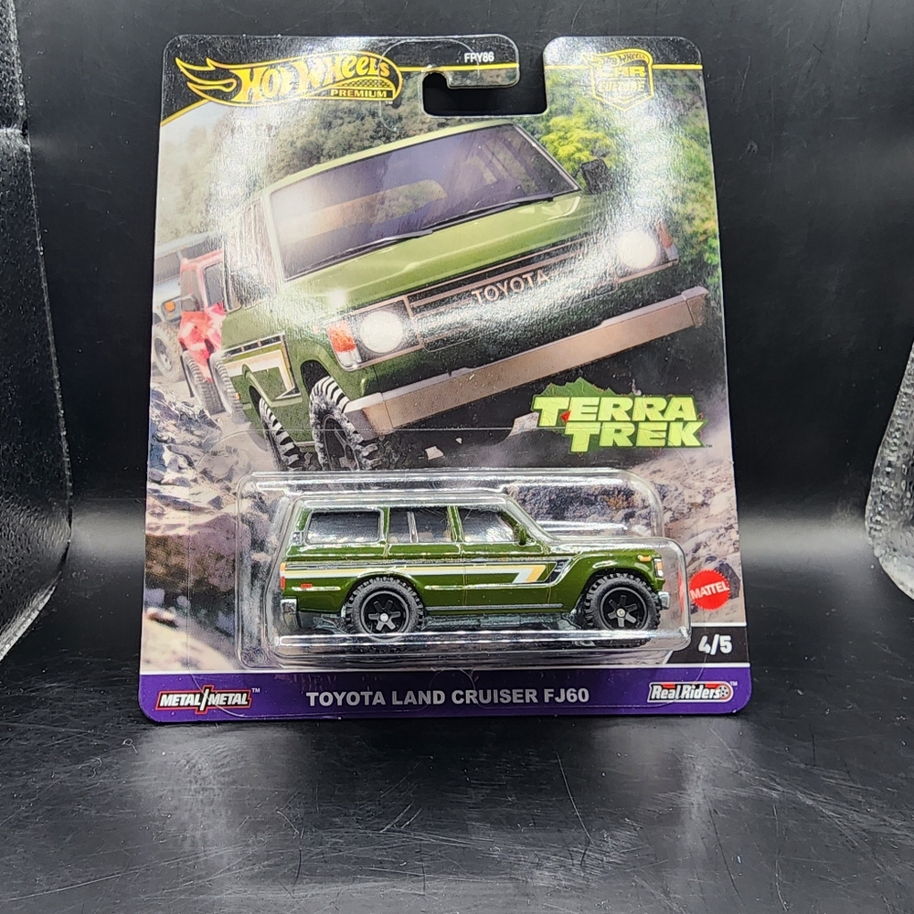 Toyota Land Cruiser FJ60 * 2024 Hot Wheels TERRA TREK Car Culture Case C T32A